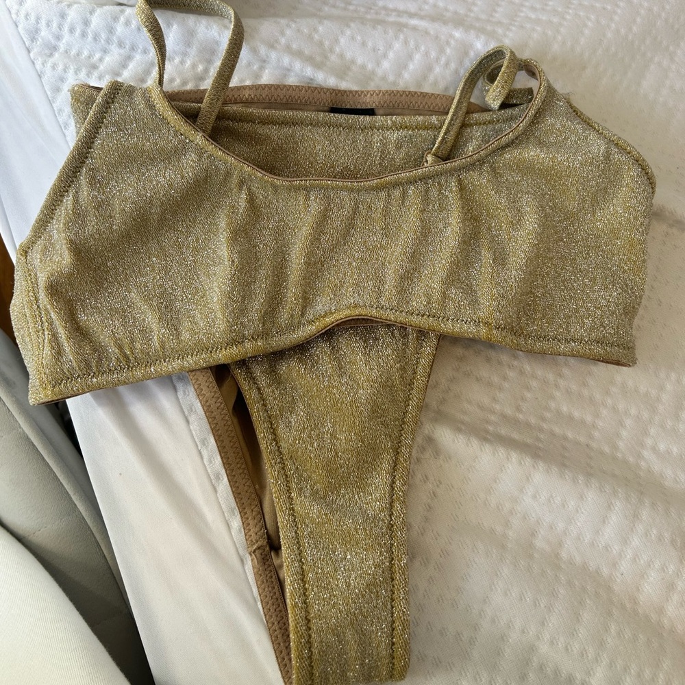 TRIANGL VENCE (GOLD) SPARKLE SWIMSUIT